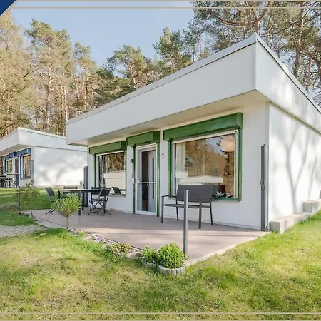 Bungalow Grun Uckeritz
